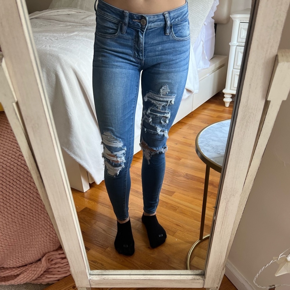 American eagle next level stretch, distress skinny jean